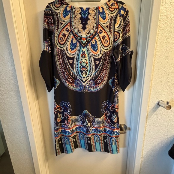 Elegant Black and Blue Paisley Asymmetrical Dress - Picture 5 of 6